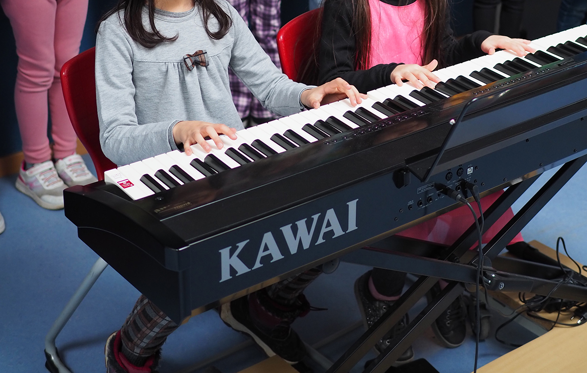 Musizieren mit dem E-Piano